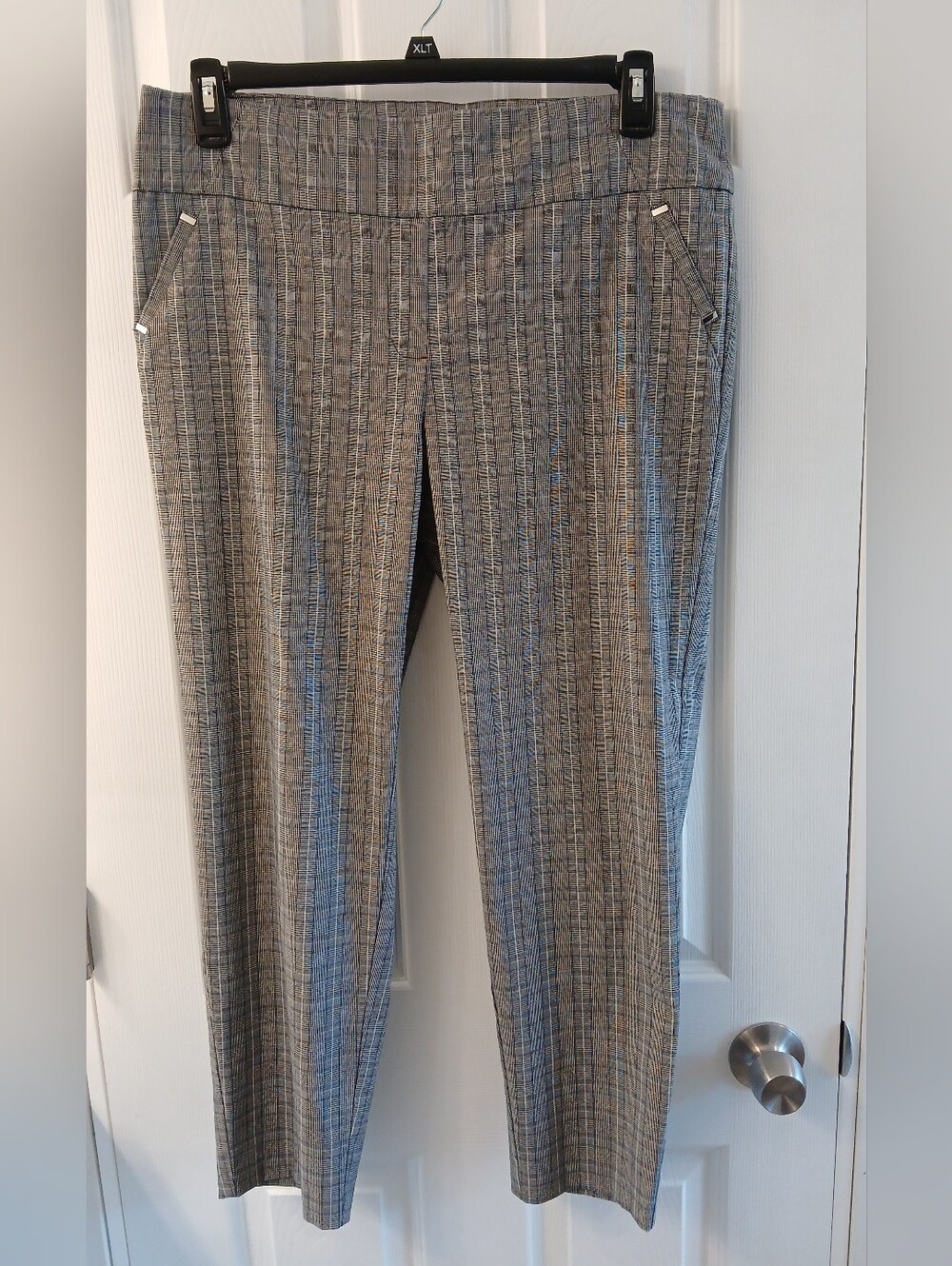 Soho Apparel LTD Women’s Pull‑On Plaid Dress Slacks – XL